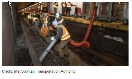 清理轨道垃圾纽约地铁推“新式武器”