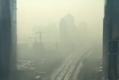 雾霾侵袭海陆空北京人新年陷窘境视频/组图