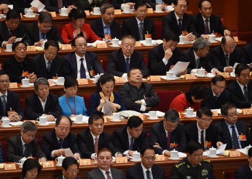 中國「民主人士」匯聚的全國政治協商大會。
