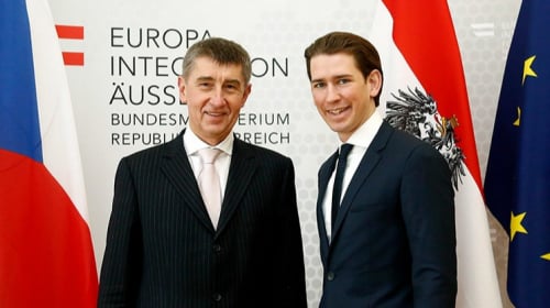 歐洲向右轉，不只奧地利31歲新任總理庫爾茨（右）屬於偏右派政黨，有機會取得捷克國會組閣權，被外界稱為「捷克川普」的巴比斯也是偏右派。（圖片來源：維基百科）(16:9) 
