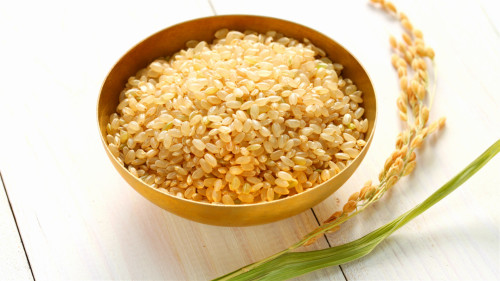 糙米不易消化，食用時應細嚼慢嚥。