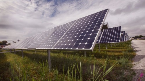 现在已经在全球广泛利用的太阳能电板