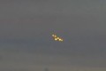 乌克兰拍到UFO列队其中一架突然分裂(视频)