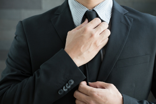 領帶通常長130至150厘米。