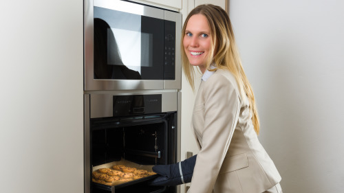 雙層烤箱更能提升整個廚房的質感。