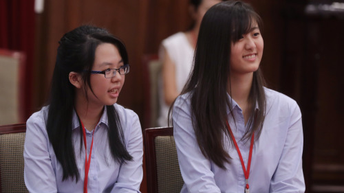 台湾教育学风自由，年轻人在自由民主的环境中成长学习。