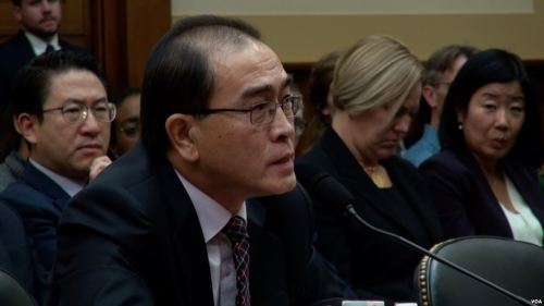 前朝鮮外交官太永浩出席美眾院外委會聽證會 （美國之音記者張偉拍攝）