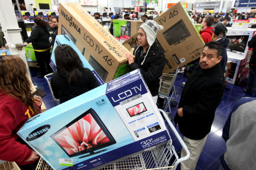 中國女子等5小時「黑五」搶購43吋電視機
