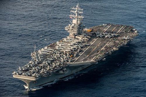 美国海军飞机在日本海域坠毁  3人失踪