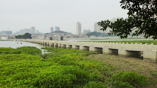中國第一座跨海石橋是泉州「洛陽橋」