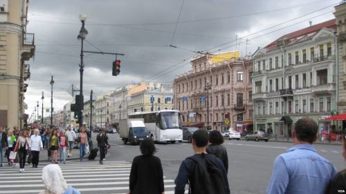 俄罗斯圣彼得堡市街头。