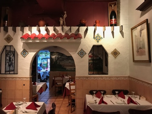 Café Espanol餐館內部