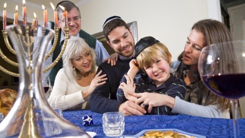 犹太民族独特而富有智慧的家庭教育观享誉全世界。