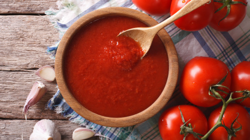 番茄紅素有祛斑、祛色素的功效。