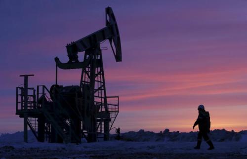石油生產過剩油價跌幅引關注