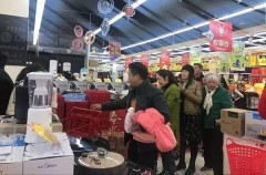 见证乐天超市史上最火爆的一天(组图)