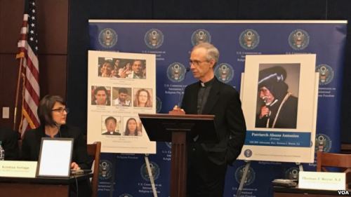 美国宗教自由委员会主席托马斯·里斯致辞