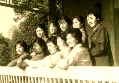 曾经在毛泽东身边工作过的女人们