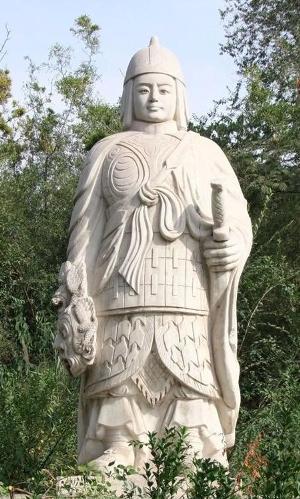 兰陵王的雕塑。