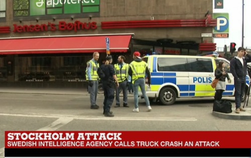瑞典首都斯蒂格爾默發生貨車撞人事件（視頻截圖）