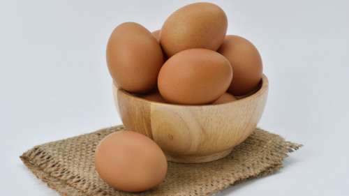 雞蛋確實具有清除體內膽固醇、降低血脂、保護血管作用。