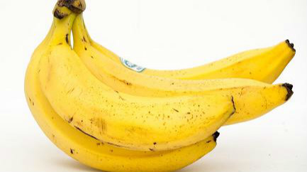 香蕉一年四季都有，可清热解毒，润肠。