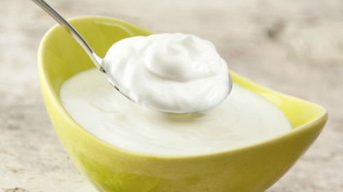 酸奶除了有丰富的钙质外，还能减少肠胃疾病发生。