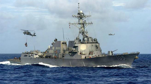 美海军在南海执行自由航行任务。