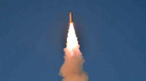 於5月21日，朝鮮試射「北極星2」型中遠程彈道導彈。