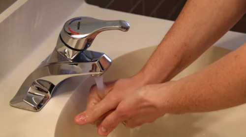 用這個洗手太重要比用酒精消毒還有用