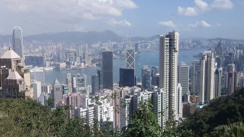 香港又到危急时刻最麻烦的还是楼市