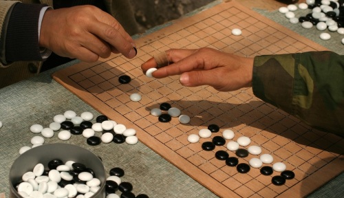 围棋是中国古代“文人四友”之一。