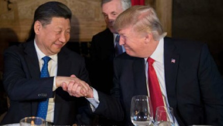 中國國家主席習近平於4月6至7日訪問美國。美國白宮方面表示，美中兩位領導人就「雙方共同關心的國際、地區以及雙邊議題」展開討論。並表示美中之間需要解決貿易、南海和朝鮮等重大問題。