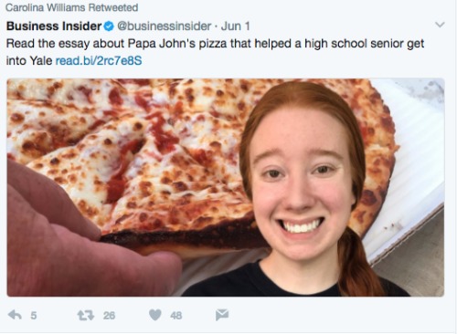 卡羅娜熱愛吃外賣披薩的文章讓她被耶魯大學錄取