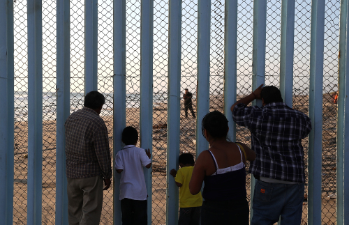 美国与墨西哥边境墙