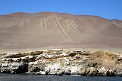 秘魯燭台地畫謎團重重(圖)