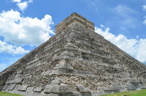 考古的奇蹟美洲金字塔塵封3000年
