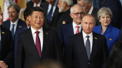 2017年7月7日，普京与习近平在G20峰会上