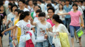 中国老师携众考生作弊美国高考“有组织犯罪”(图)