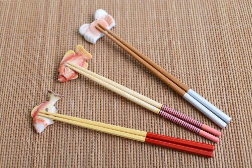 筷子最好能保证每3～6个月换新一次。