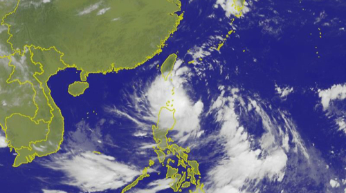 台风天鸽正朝台湾靠近，气象局预估8月21日下午起就会影响台湾东半部及南部。