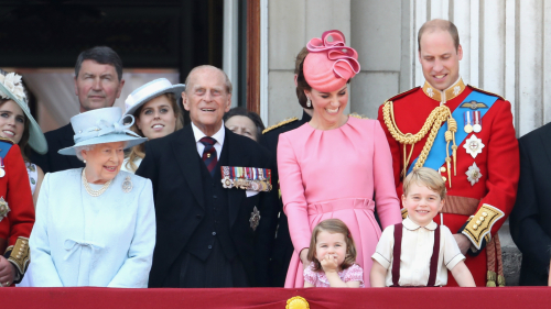 女王和其他王室成员对此消息非常欣喜。