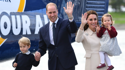 英国王室威廉王子及凯特王妃结婚至今已相爱近15年，婚后育有一双儿女。