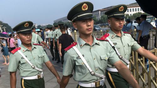 中國徵兵體檢奇怪問題多多戰鬥力堪憂