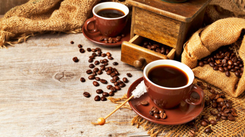 黑咖啡被稱為「健康使者」，是劉德華每天必喝的飲料。