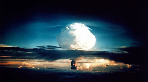 1952年第一枚氫彈試爆，威力相當於廣島型原子彈的500倍