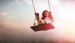 催眠中她回到了前世找到幽闭恐惧症的原因(图)