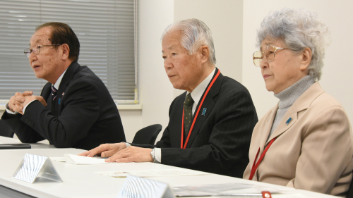 日本少女橫田惠被朝鮮綁架杳無音信，圖為橫田惠的父母