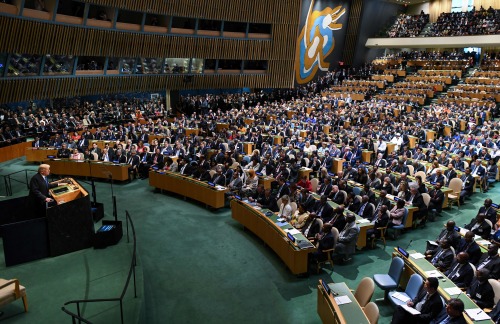美国总统川普在纽约的联合国大会发表演讲