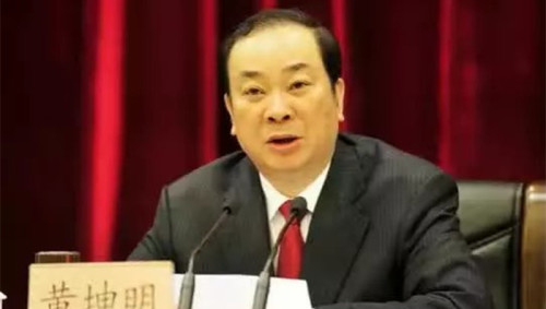原中共原中宣部部長黃坤明兼任廣東省委書記。
